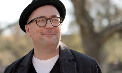 Rutgers alumnus, Christopher Markus, one of the most sought-after screenwriters in Hollywood, will address graduates at the 260th anniversary commencement of Rutgers University-New Brunswick and Rutgers Health on Sunday, May 17, 2026.